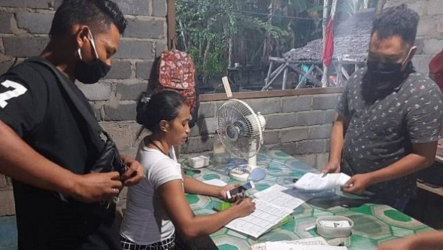 2 WANITA PENJUAL JUDI TOGEL DI HALMAHERA UTARA DITANGKAP POLISI