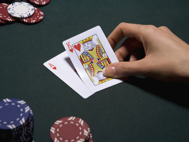 Choosing a game of chance on a trusted online gambling site